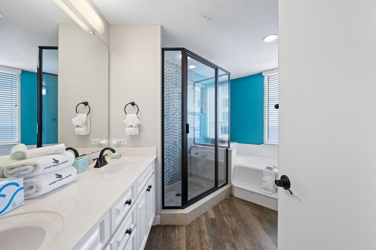 Bathroom 4, Beach Colony East 14D, Escambia