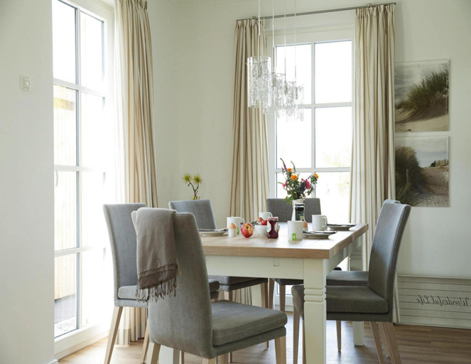 Dining, Luxushaus Boddenkuste mit Sauna, Vorpommern-Rügen
