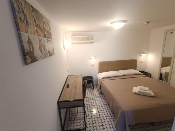 Bedroom 2, Hotel Le Terrazze, Rimini