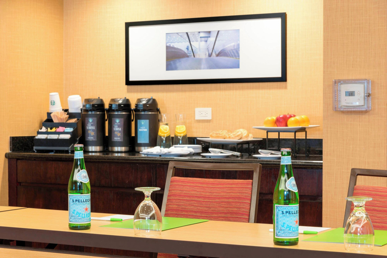 Food & Drinks 5, Courtyard by Marriott Livermore, Alameda