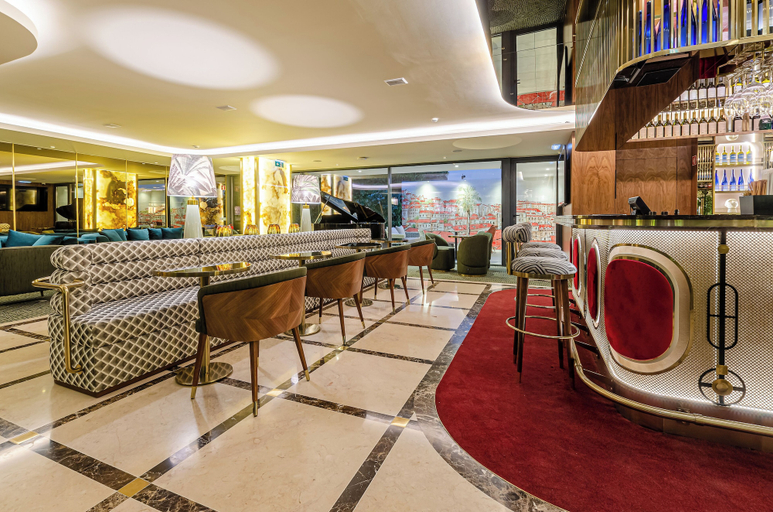 Food & Drinks 5, TURIM Lisboa Hotel, Lisboa