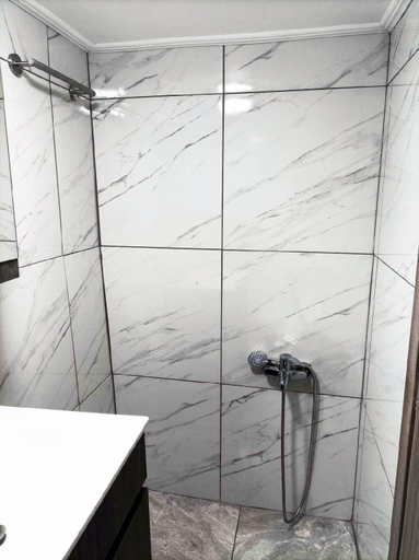 Bathroom 2, ApartmentSamolis, Crete