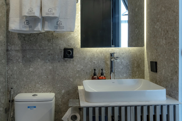 Bathroom 15