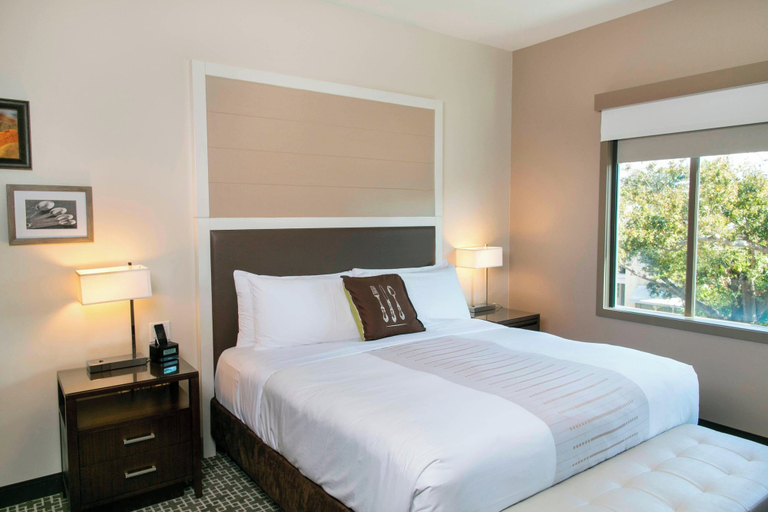 Bedroom 3, Epicurean Hotel, Autograph Collection, Hillsborough