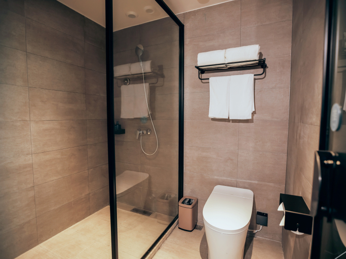 Bathroom 3, Hanting Hotel Shijiazhuang Xinji Wanda Plaza, Shijiazhuang