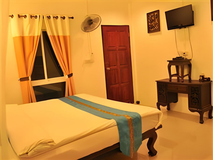Bedroom 6