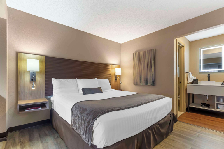 Bedroom 3, Best Western Plus Landing View Inn & Suites, Taney