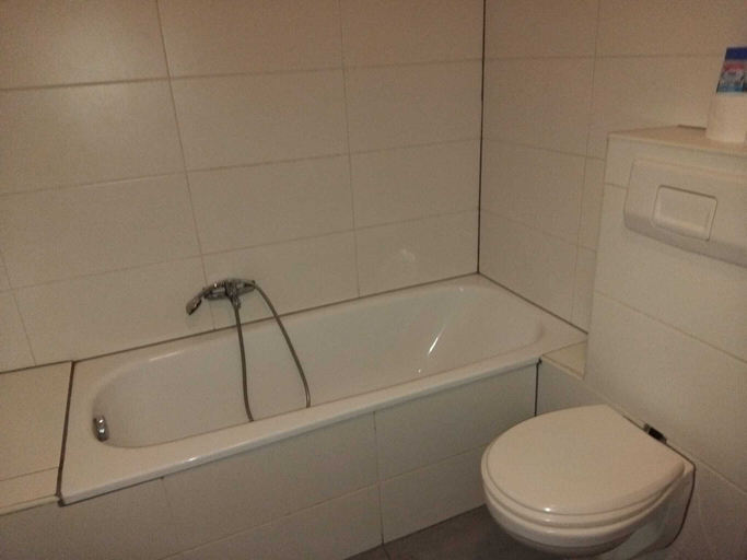 Bathroom 4, Ferienhaus Altstadthaus, Hochsauerlandkreis