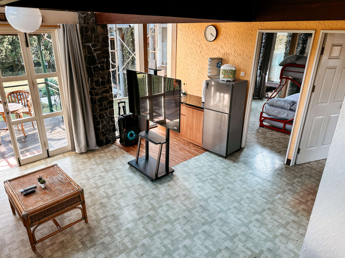 Others 3, De Villa Istana Bunga by HouseinBandung, Bandung