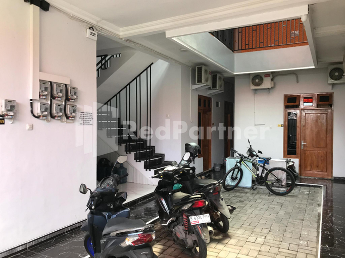 Others 5, Salim Living, Sukoharjo