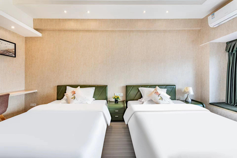 Bedroom 10