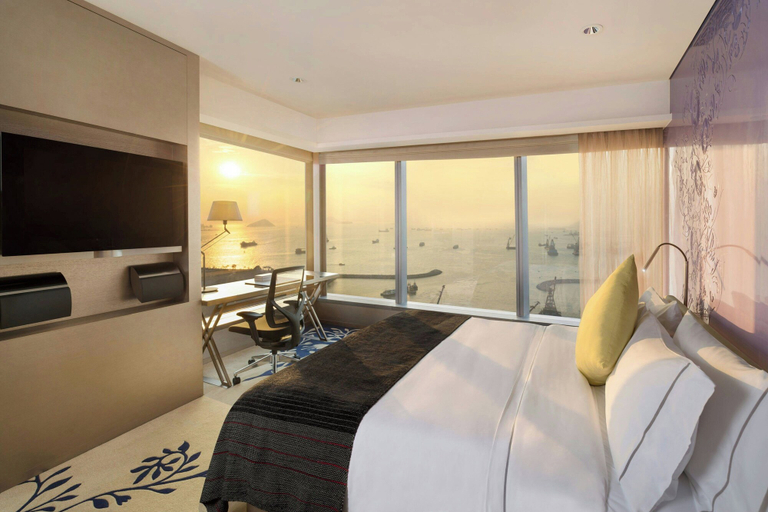 Bedroom 18