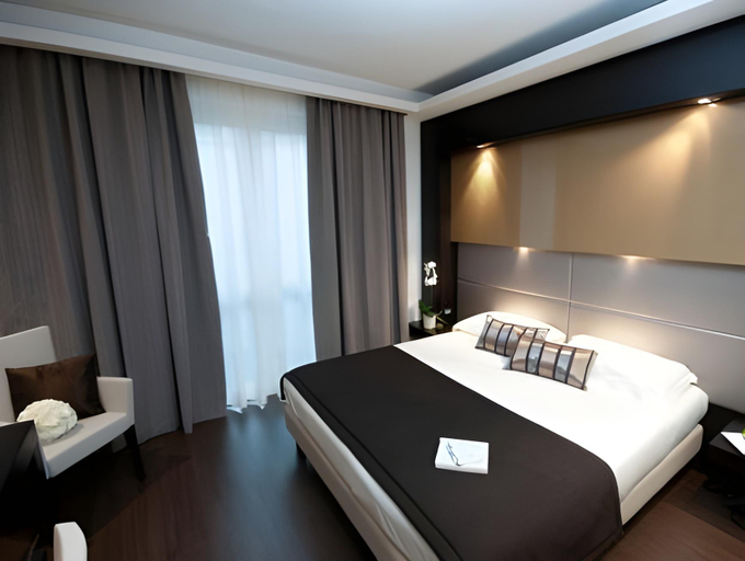 Bedroom 15