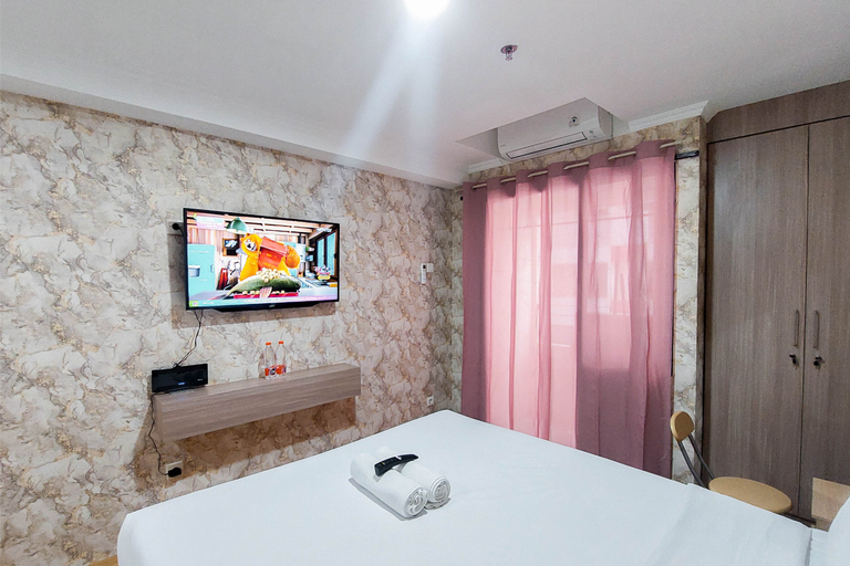 Bedroom 4, Best Deal Studio at Sentraland Medan Apartment By Travelio, Medan