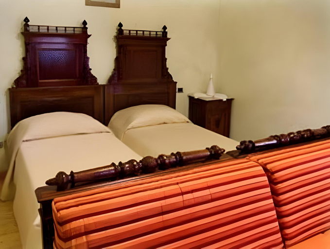 Bedroom 15