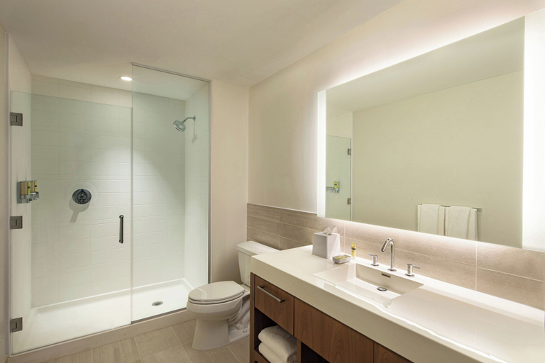 Bathroom 30