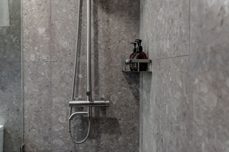 Bathroom 27