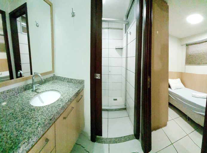 Bathroom 4