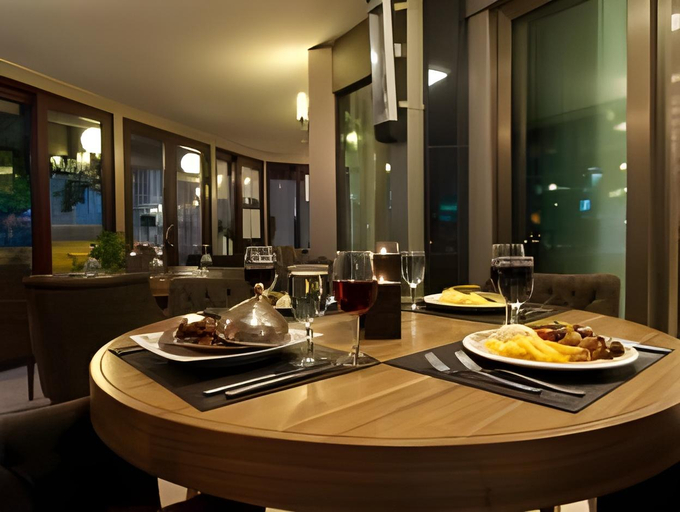 Food & Drinks 5, Taksim Riva Hotel, Beyoğlu
