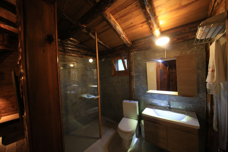 Bathroom, Antalya Bodrum Kayası Dağ Oteli, Serik
