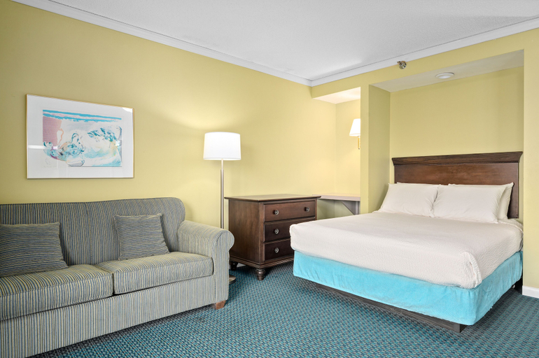 Bedroom 3, Cayman Suites Hotel, Worcester
