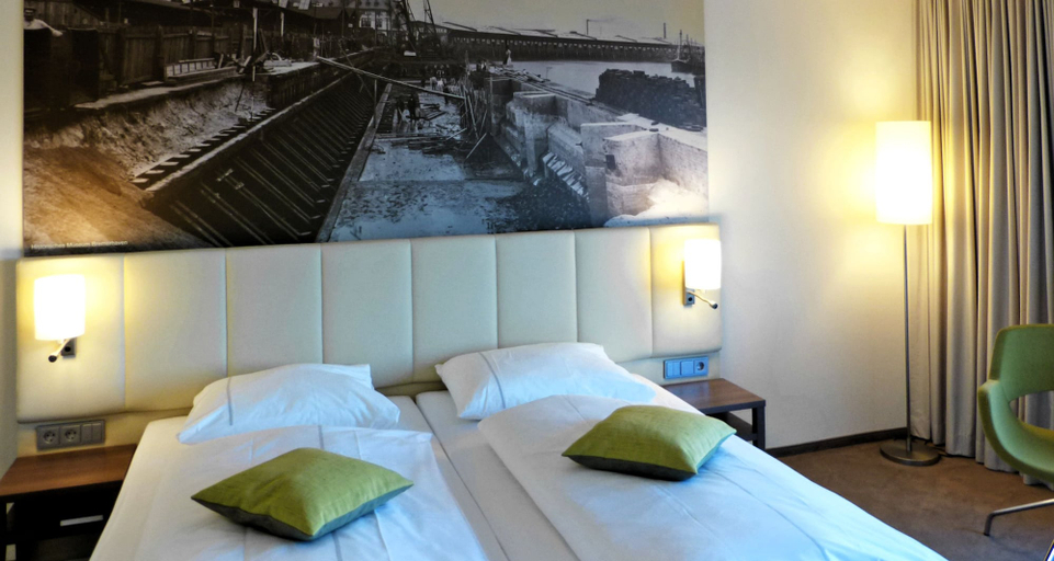 Bedroom 2, Best Western Plus Hotel Bremerhaven, Bremerhaven