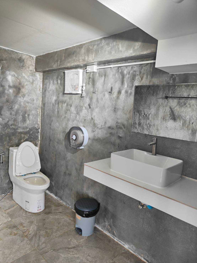 Bathroom 3