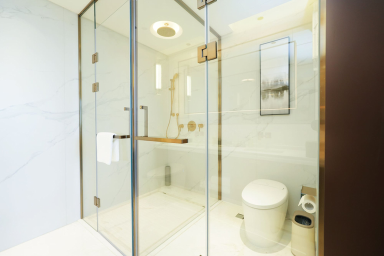 Bathroom 3, Chang baishan Hotel, Changchun