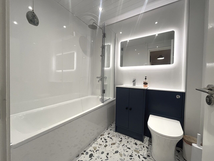 Bathroom 3, Coastal View, Causeway Coast and Glens