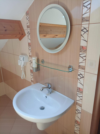 Bathroom 4, Montebello, Predeal