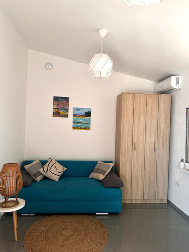 2, Anna Apartment