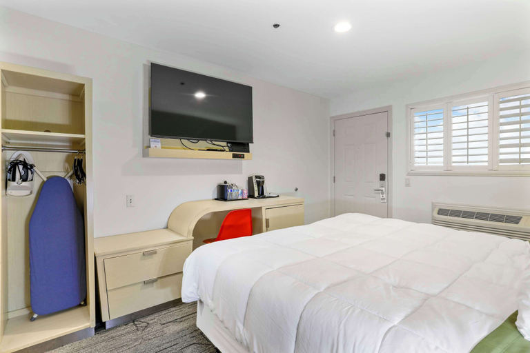 Bedroom 7