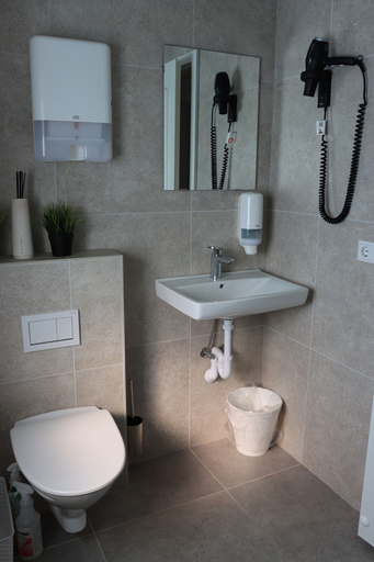 Bathroom 4, Guesthouse Dyngja, Sveitarfélagið Hornafjörður