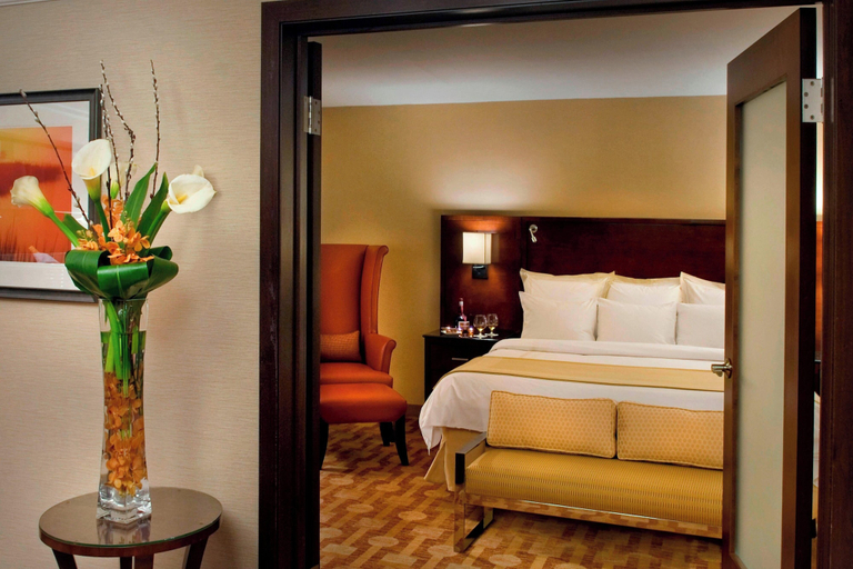 Bedroom 3, Trumbull Marriott Shelton, Fairfield
