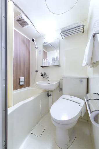 Bathroom 4, the b sangenjaya, Setagaya