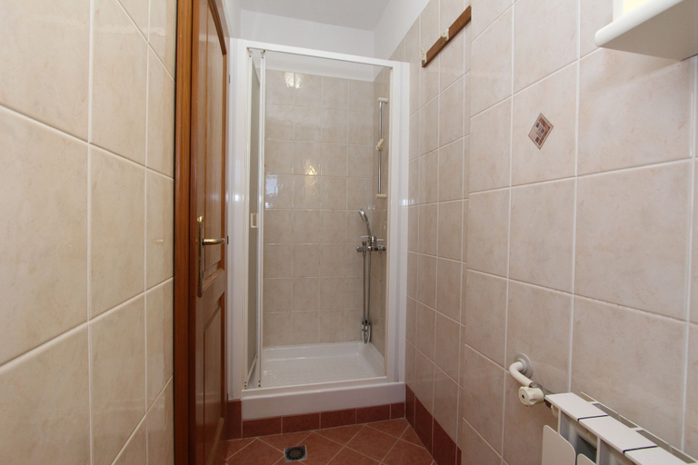 Bathroom 3, Apartments Folo, Rovinj