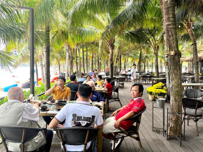Food & Drinks 4, Vuifet Hotel, Phú Quốc