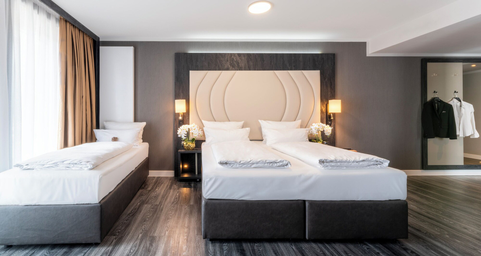 Bedroom 2, PLAZA Premium Heidelberg, Heidelberg