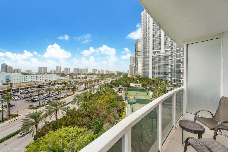 Others 2, 2 Queen Bed Suite at Ocean Resort in Sunny Isles, Miami-Dade