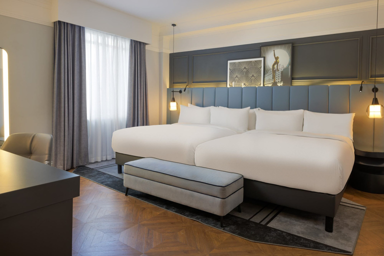 Bedroom 2, The Queens Hotel, Leeds