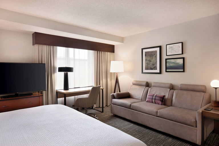 Bedroom 2, Residence Inn by Marriott Baltimore Inner Harbor, Baltimore