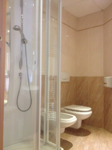 Bathroom 5, Sirio Hotel, Novara