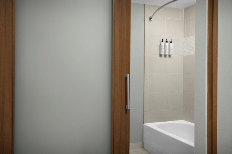 Bathroom 4
