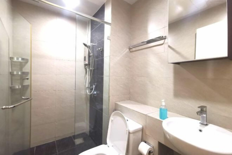 Bathroom 7