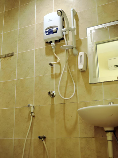 Bathroom 4
