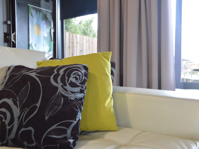 Bedroom 3, Modern Waterfront Chalet, Antwerpen