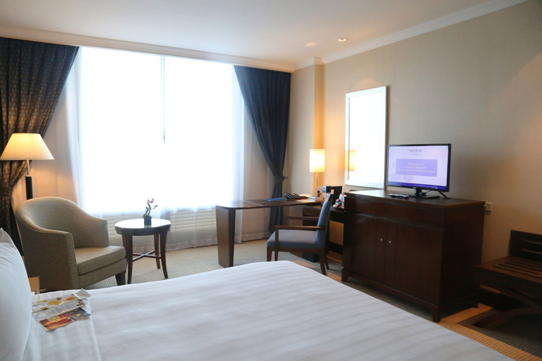 Bedroom 5, Hyatt Regency Bangkok Suvarnabhumi Airport, Bang Plee