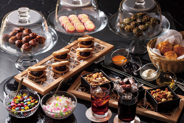 Food & Drinks 15