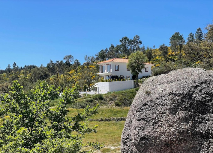 Others 5, Zevari studio with amazing views!, Seia