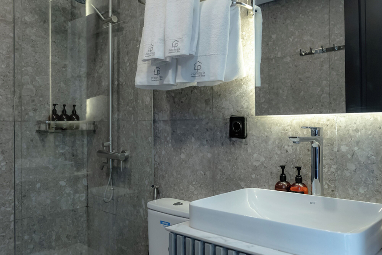 Bathroom 24